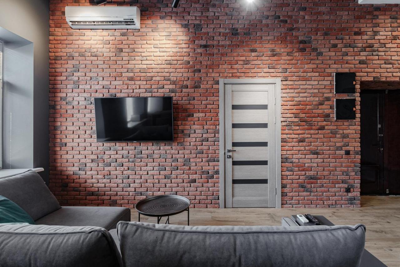 Appartement Deribasovskaya 18 Loft à Odessa Extérieur photo