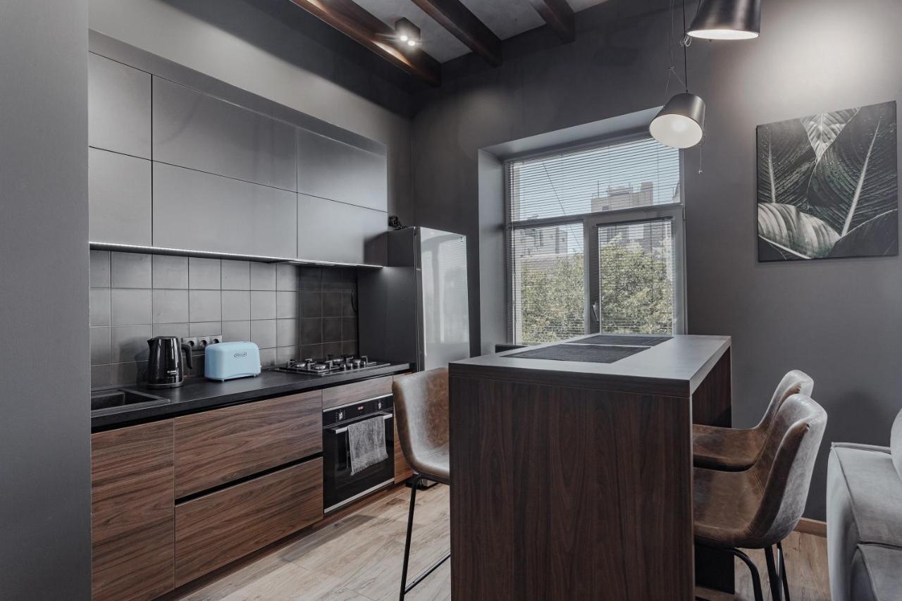 Appartement Deribasovskaya 18 Loft à Odessa Extérieur photo