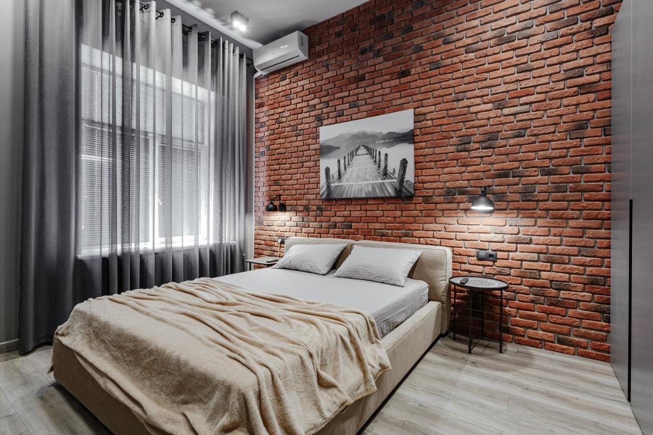 Appartement Deribasovskaya 18 Loft à Odessa Extérieur photo
